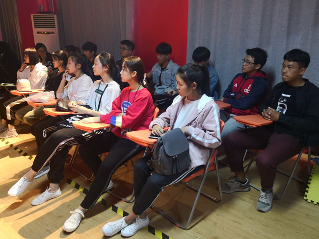 怎樣才能提高自己的表演技巧？